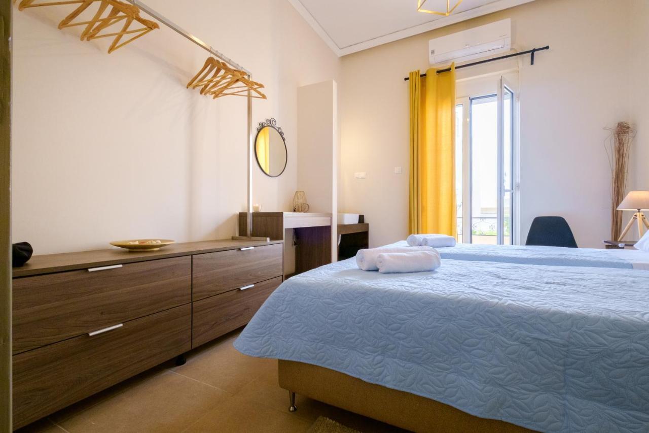 Home With Courtyard In Beating Heart Of Old Town! Chrissi Akti Chania Exterior foto