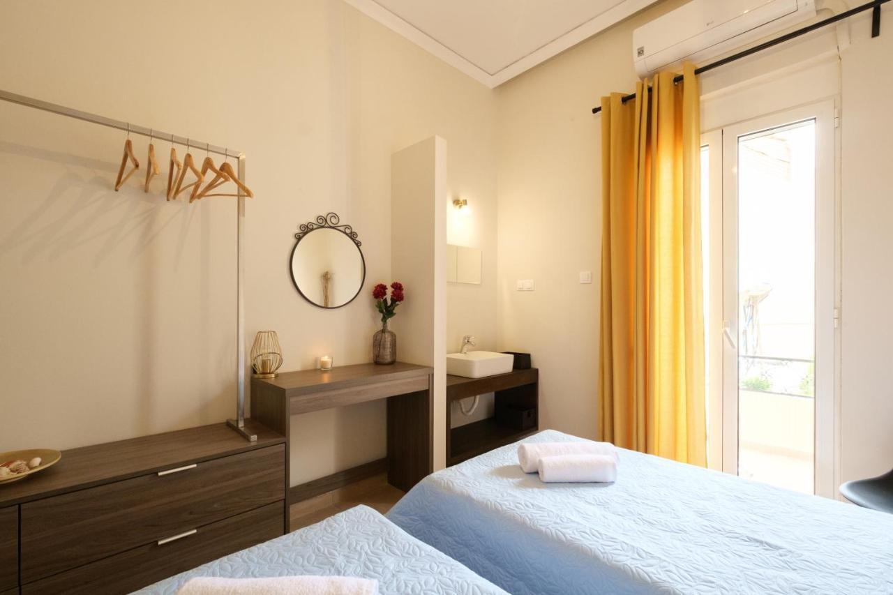 Home With Courtyard In Beating Heart Of Old Town! Chrissi Akti Chania Exterior foto