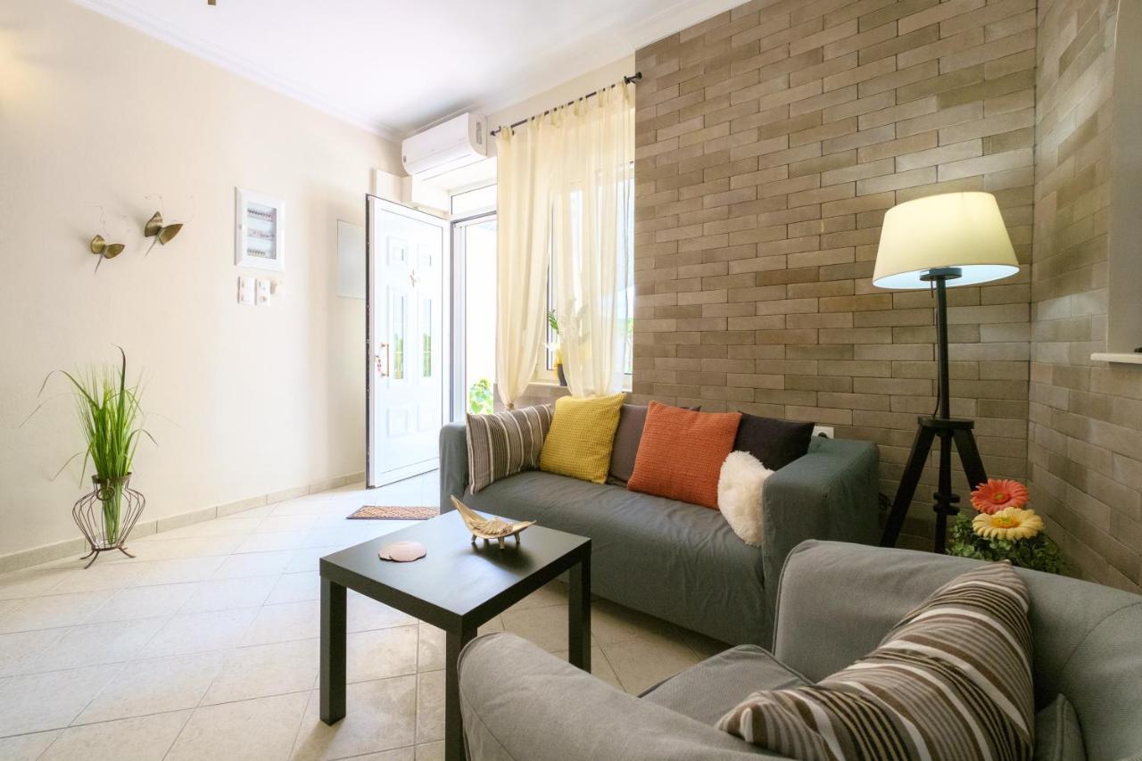 Home With Courtyard In Beating Heart Of Old Town! Chrissi Akti Chania Exterior foto