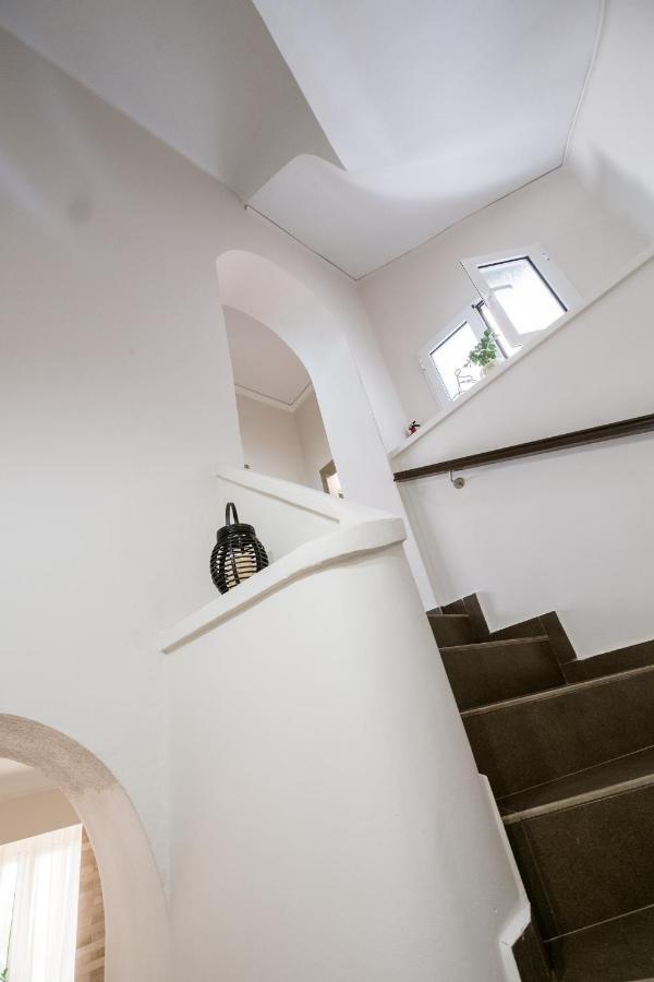Home With Courtyard In Beating Heart Of Old Town! Chrissi Akti Chania Exterior foto