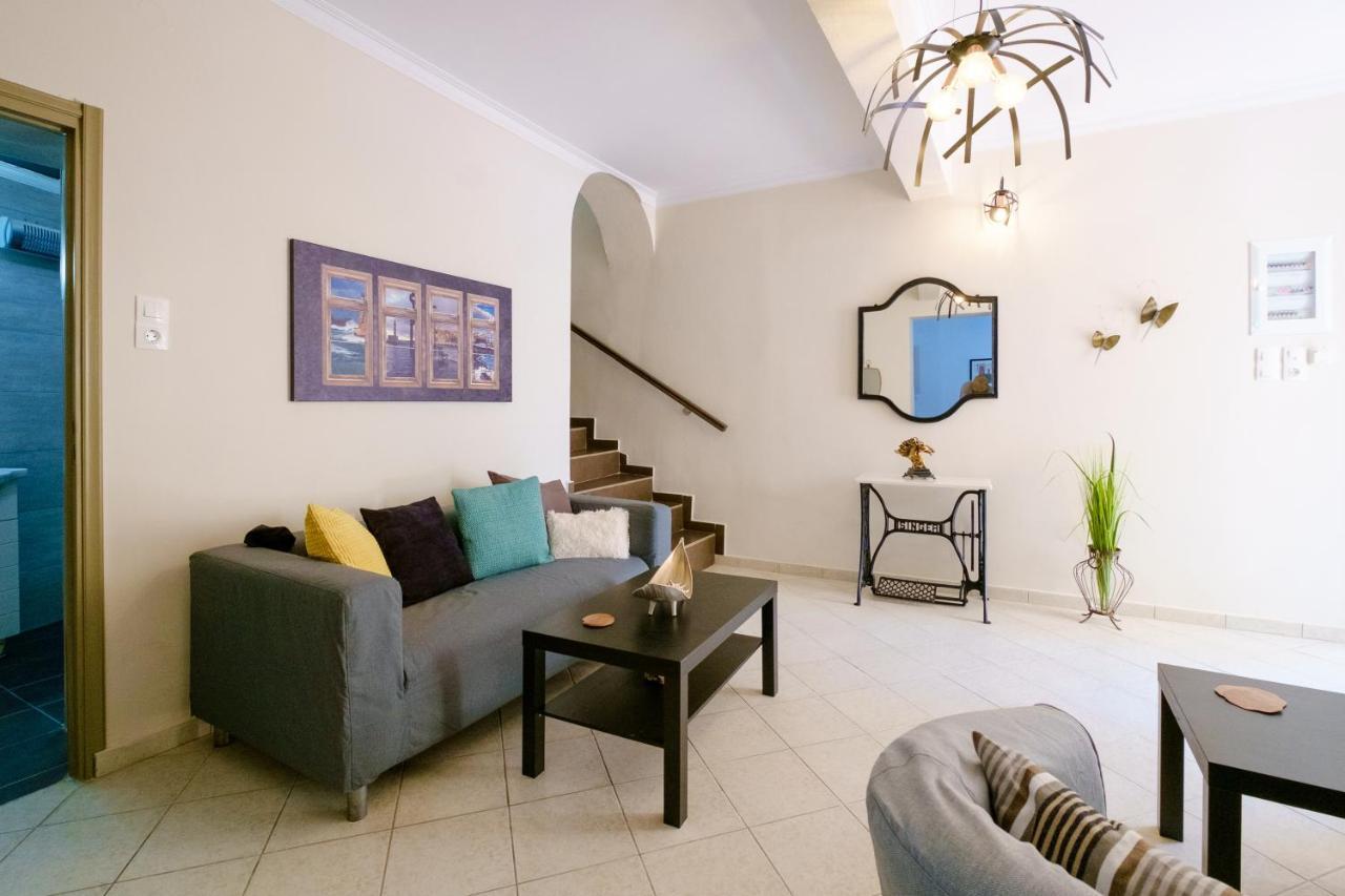 Home With Courtyard In Beating Heart Of Old Town! Chrissi Akti Chania Exterior foto