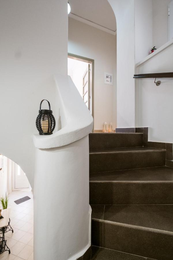Home With Courtyard In Beating Heart Of Old Town! Chrissi Akti Chania Exterior foto